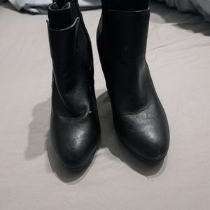 WOMEN BLACK ANKLE BOOTS
